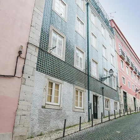 Merces Flat * Lisbon